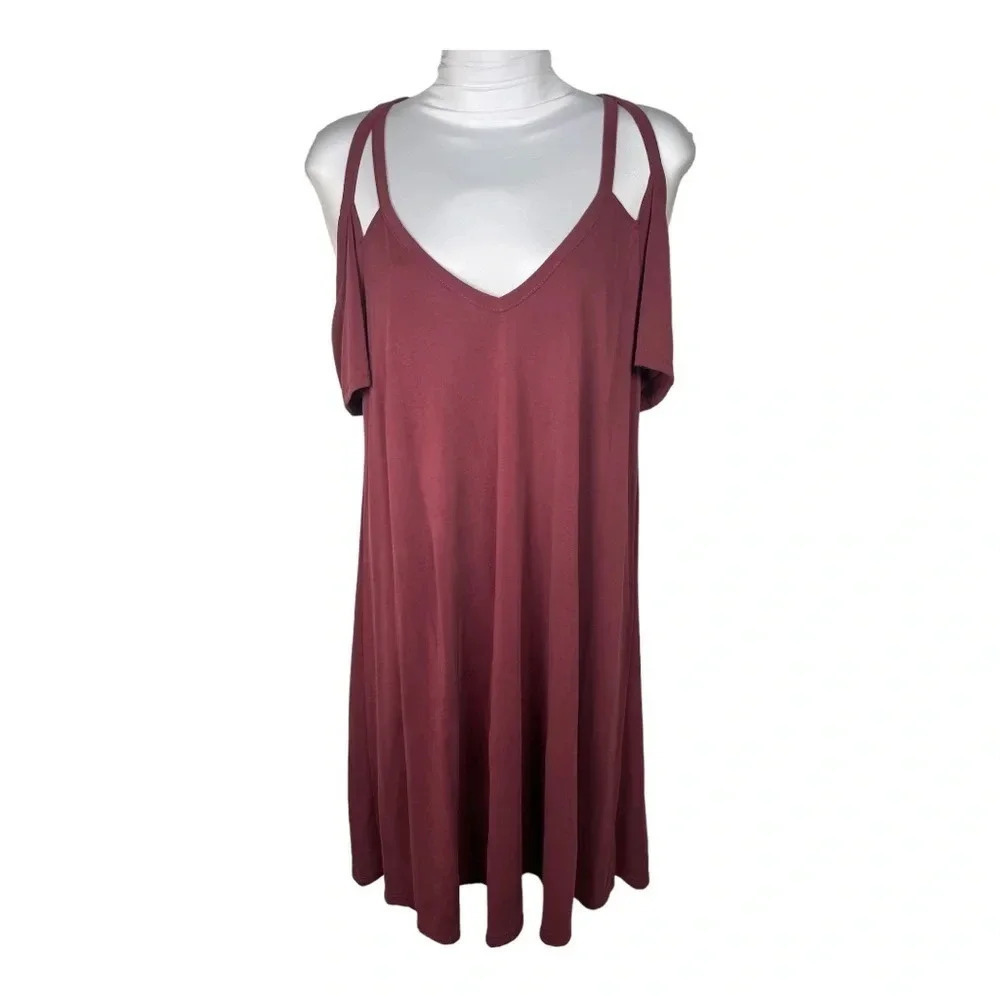 LIBBY STORY COLD SHOULDER DRESS NWT‎ SMALL